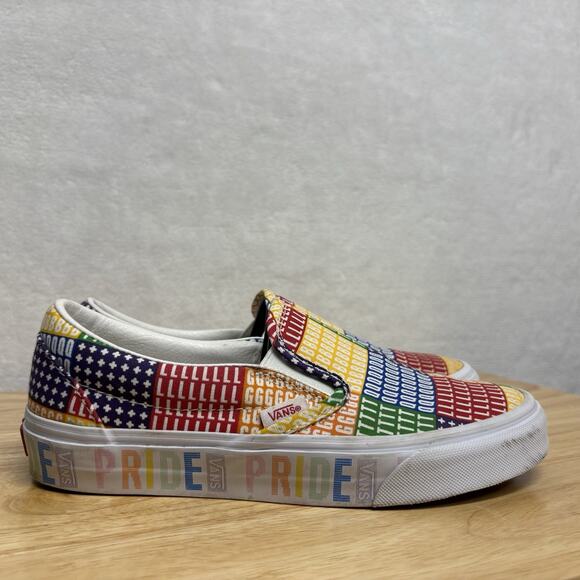 Vans LGBTQ Rainbow Pride Classic Slip-On Sneaker Shoe White Men’s 6 Women’s 7.5 - Picture 3 of 12